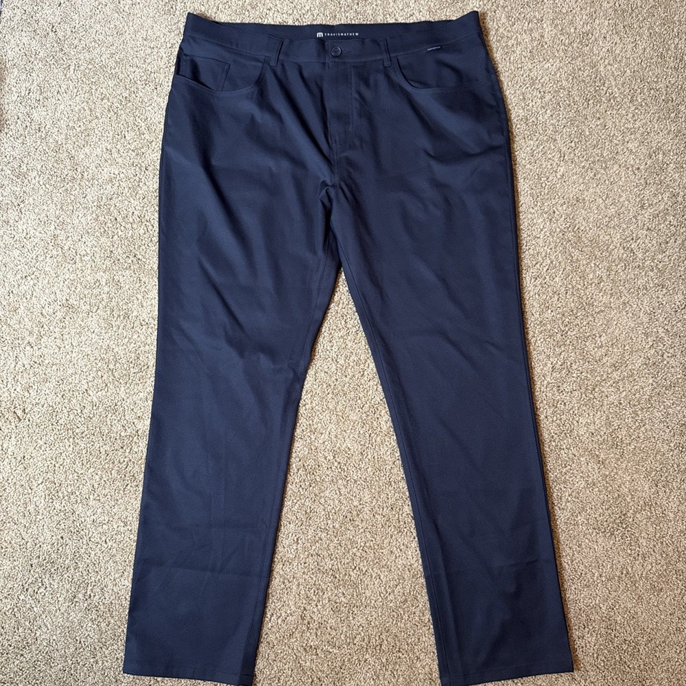 Travis Mathew Mens Size 42 Black Performance Golf Pants Straight Leg Five Pocket